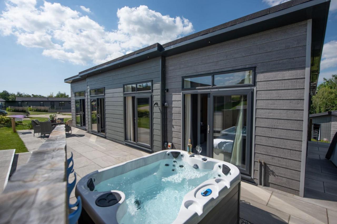 Primrose Lodge, 25 Roadford Lake Lodges Lifton Exterior foto