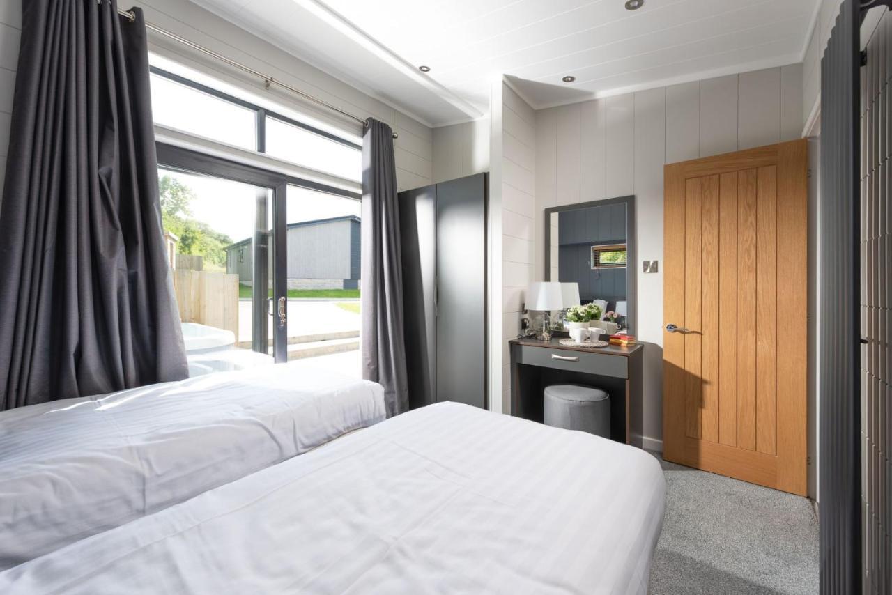 Primrose Lodge, 25 Roadford Lake Lodges Lifton Exterior foto