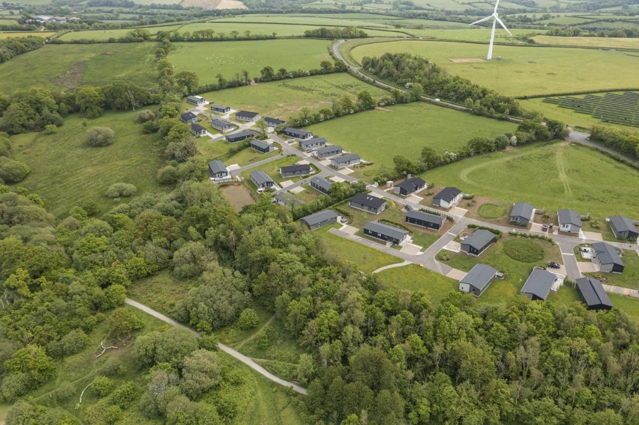 Primrose Lodge, 25 Roadford Lake Lodges Lifton Exterior foto